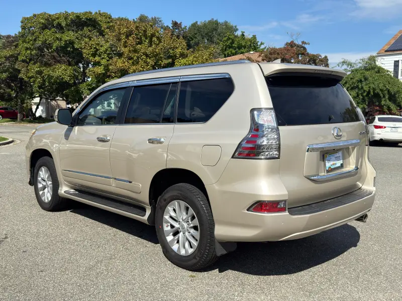 2016 Lexus GX 460 photo 45