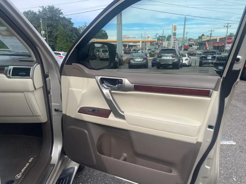 2016 Lexus GX 460 photo 60