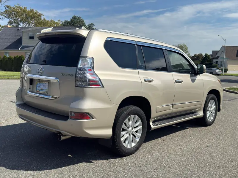2016 Lexus GX 460 photo 44