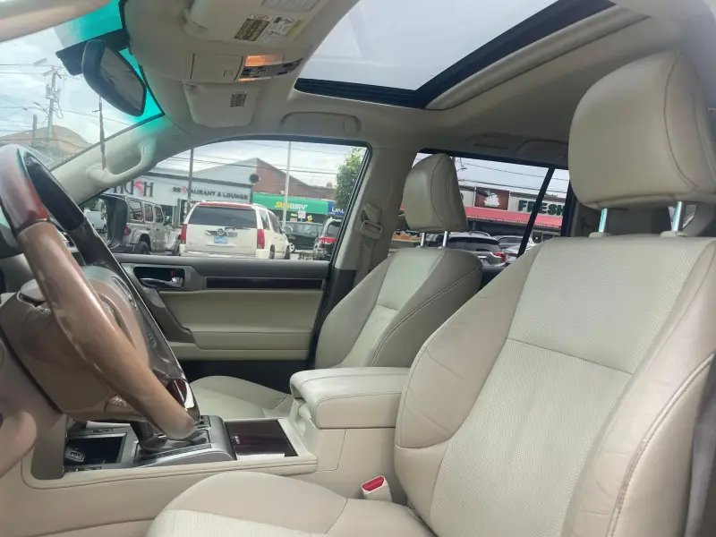 2016 Lexus GX 460 photo 31