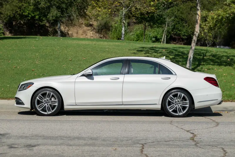 2018 Mercedes-Benz S560 photo 7