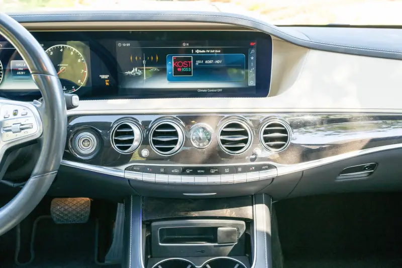 2018 Mercedes-Benz S560 photo 27