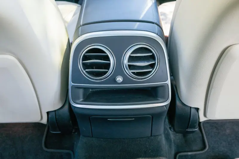 2018 Mercedes-Benz S560 photo 28