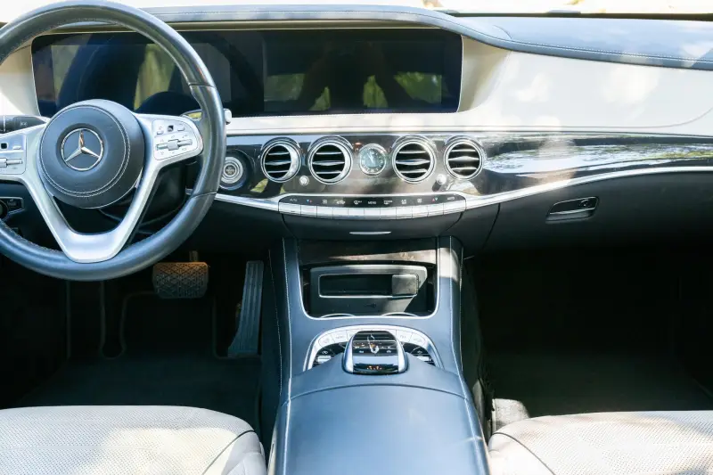 2018 Mercedes-Benz S560 photo 34