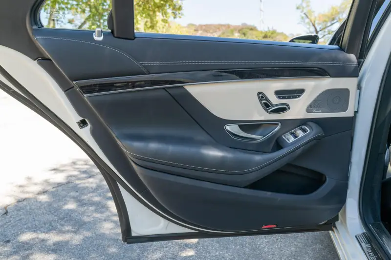 2018 Mercedes-Benz S560 photo 45