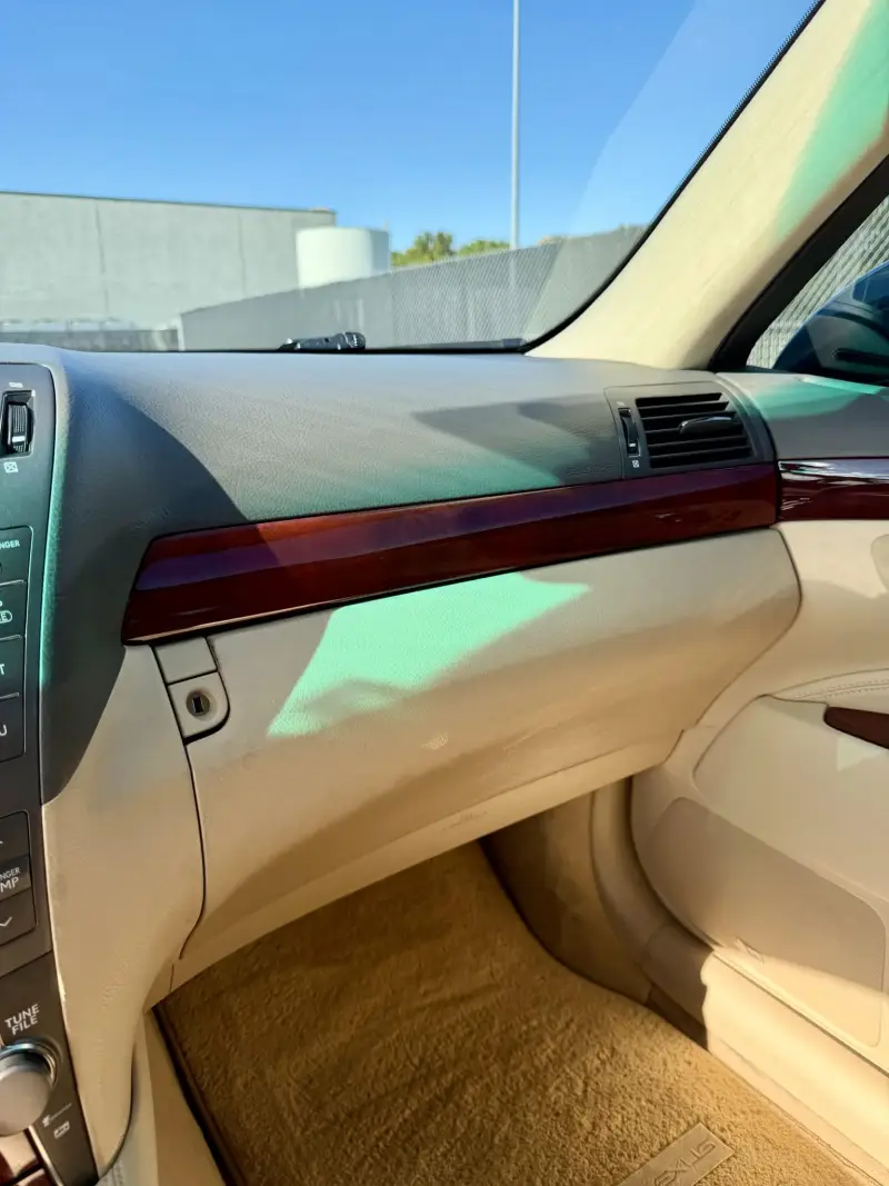 2007 Lexus LS460 photo 14