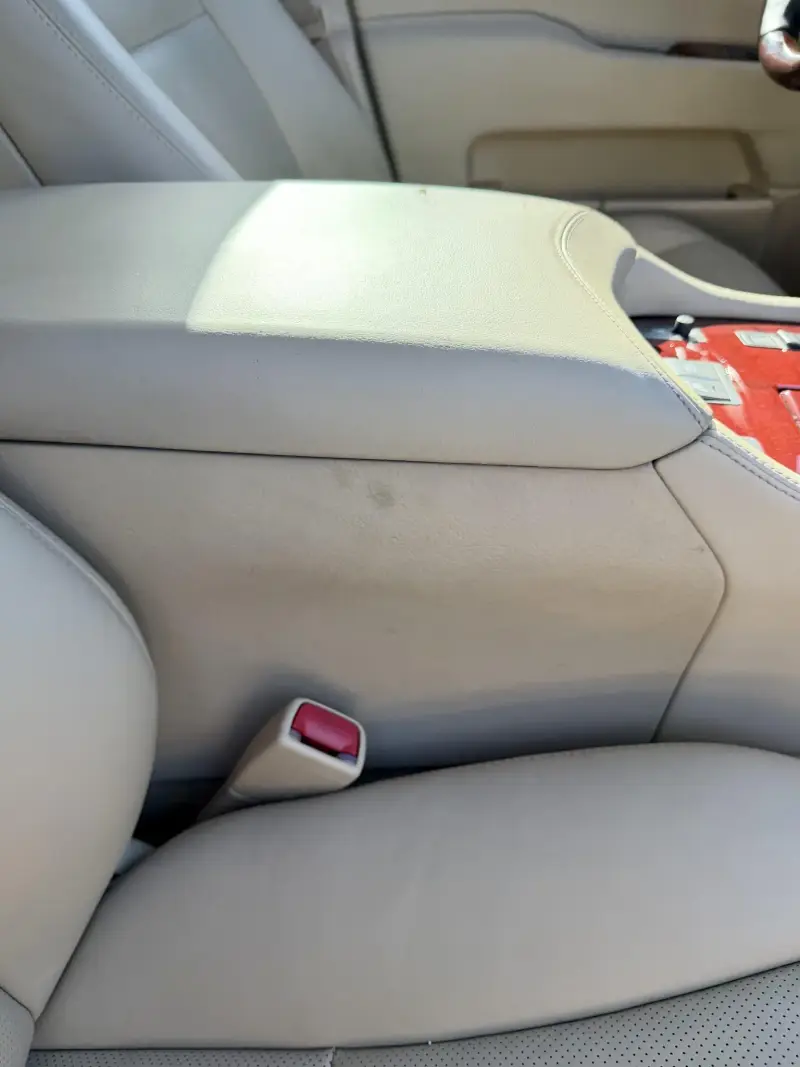 2007 Lexus LS460 photo 28