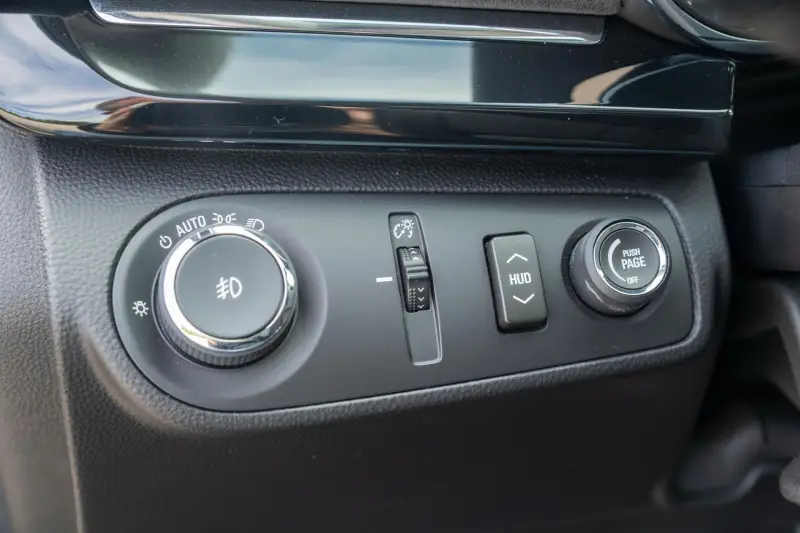 2015 Chevrolet SS photo 31